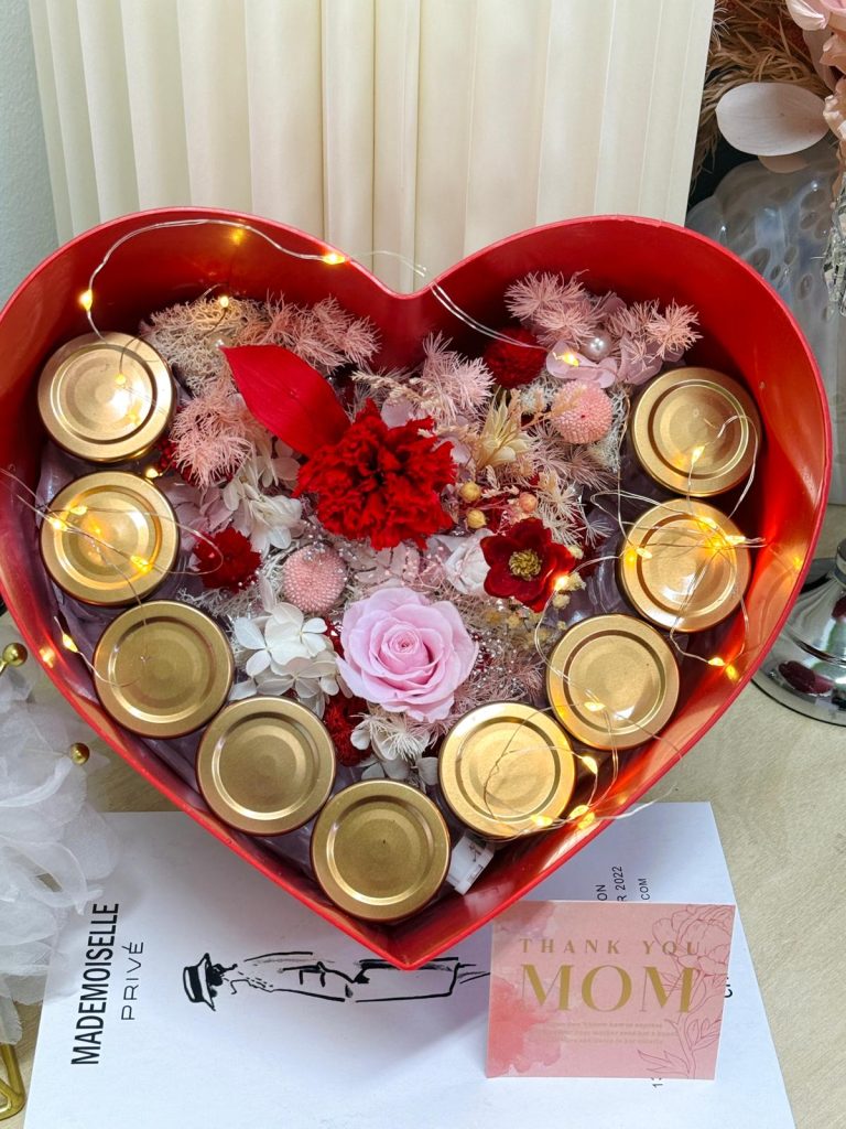 Instant Bird's Nest Floral Gift Box (5 or 9 Bottles)